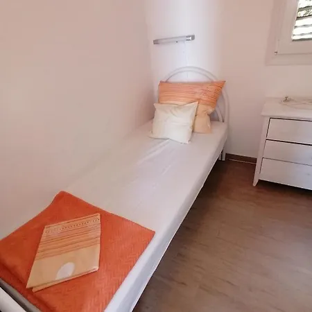 Vakantiehuis Batistic Sevid